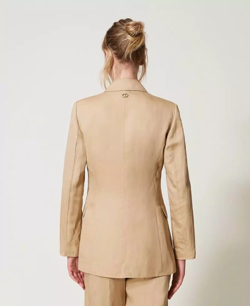 Giacca monopetto in misto lino twin set pe25
art. 251te2140 - immagine 3