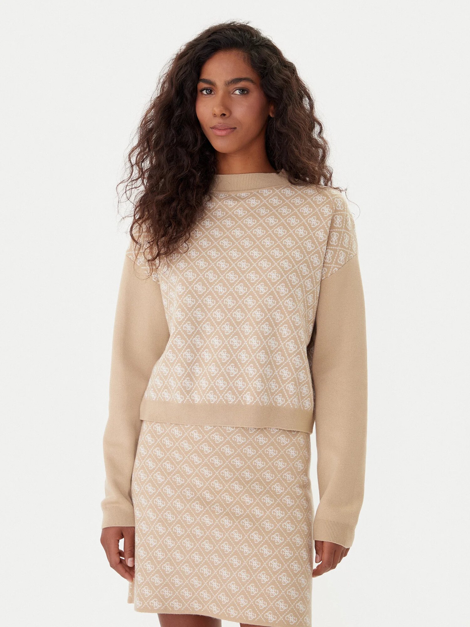 Ls Mn Aubrey 4g Swtr Guess Abiti Donna W5BR23 Z3JD2.AI2526. - immagine 3