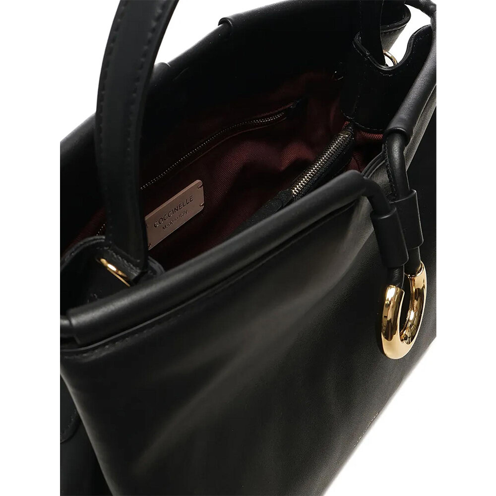 Coccinelle lisbet Coccinelle Borse Donna
T1F 18 01 01 001 TU AI 25.26. - immagine 3